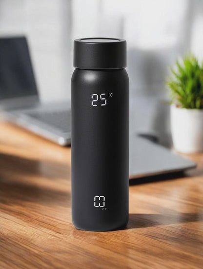 Tervrn  Minimalist Smart Vacuum Insulated Water Bottle with LED Temperature Display - 500ml